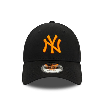 New York Yankees 9FORTY League Essential Black/Orange Cap