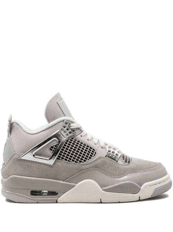 Jordan 4 Retro Frozen Moments